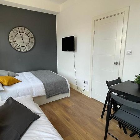 Lovely Studio Flat In The Heart Of Holloway. Λονδίνο Εξωτερικό φωτογραφία