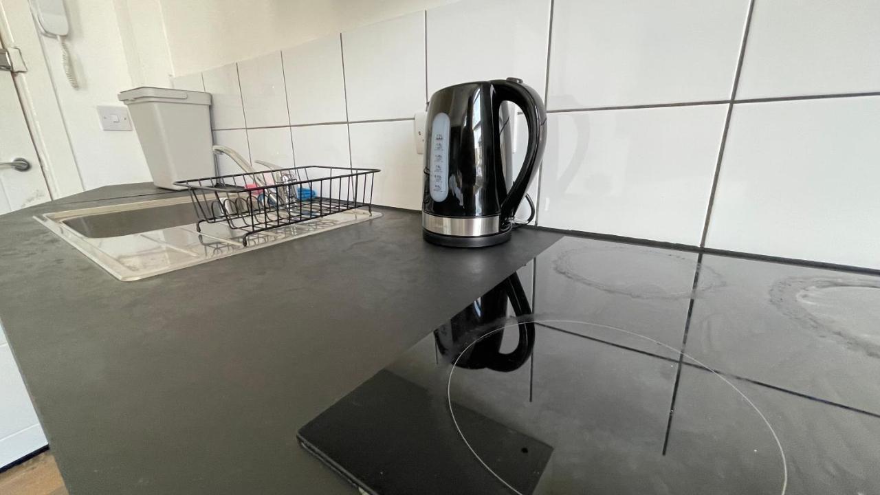 Lovely Studio Flat In The Heart Of Holloway. Λονδίνο Εξωτερικό φωτογραφία